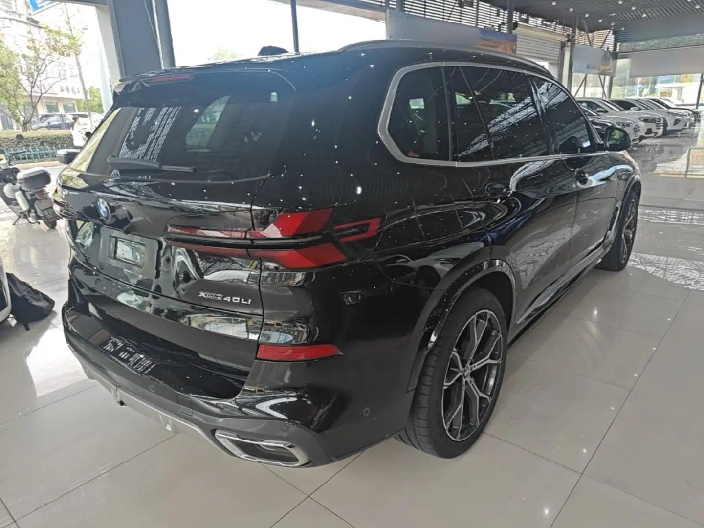 BMW X5 2023 xDrive 30Li Luxury M Sport Package — миниатюра 6