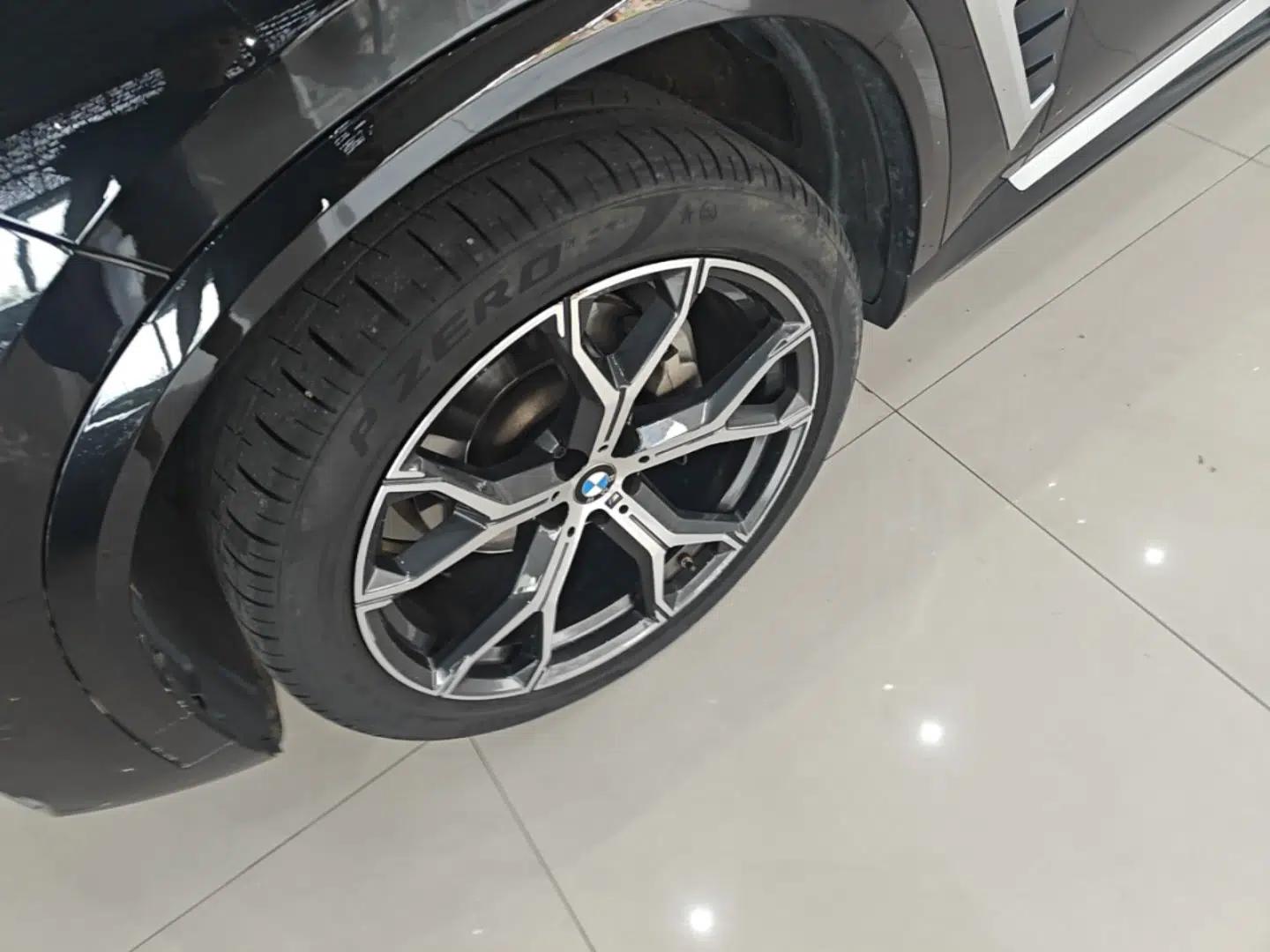 BMW X5 2023 xDrive 30Li Luxury M Sport Package — миниатюра 10
