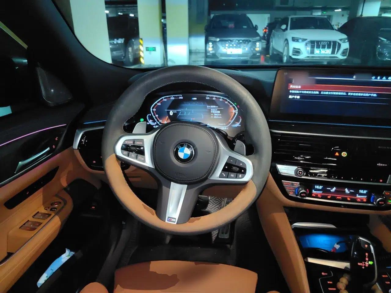 BMW 6 Series GT 2022 630i M Sport Package — миниатюра 10