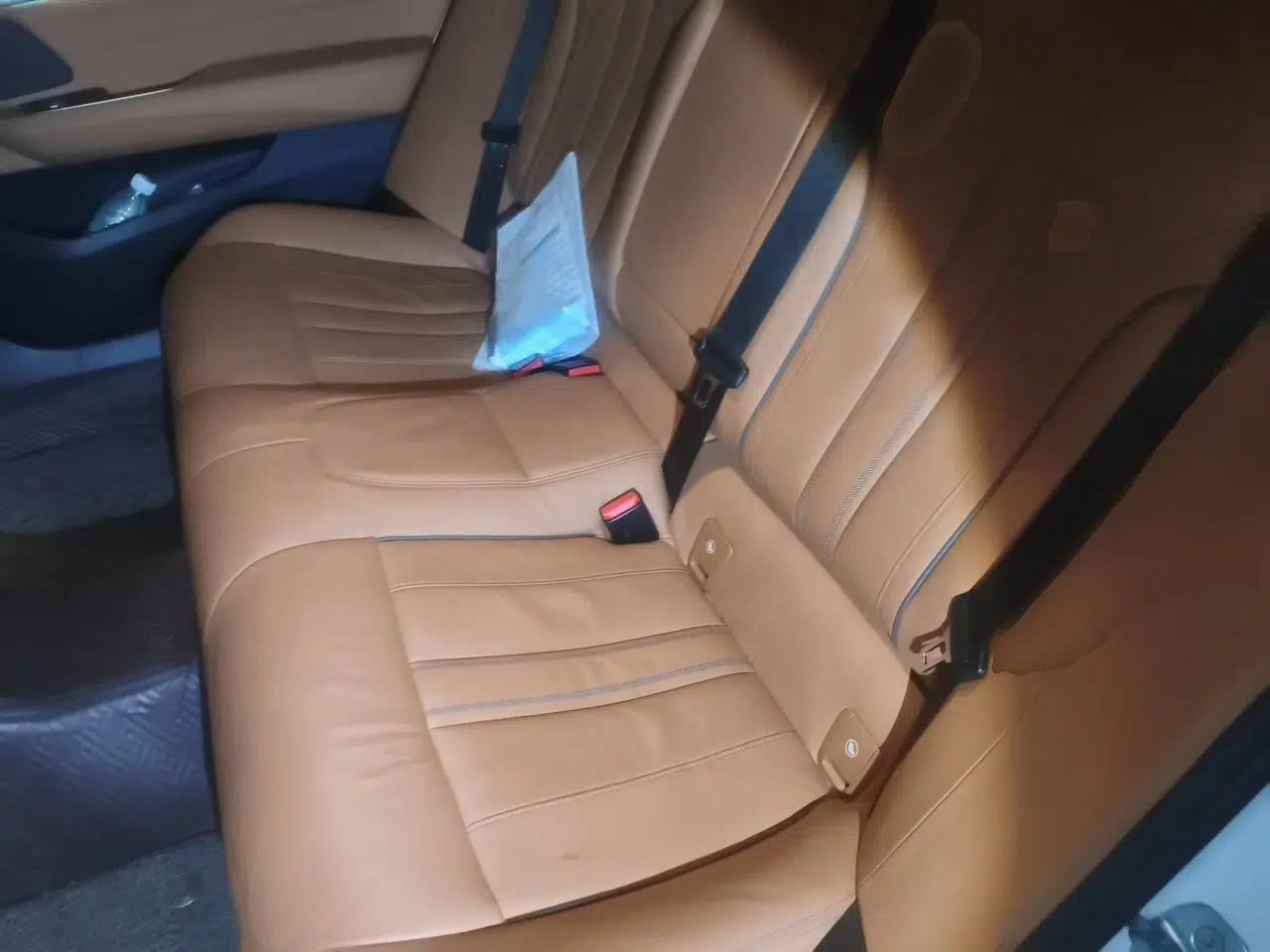 BMW 6 Series GT 2021 630i Luxury Design Package — миниатюра 17