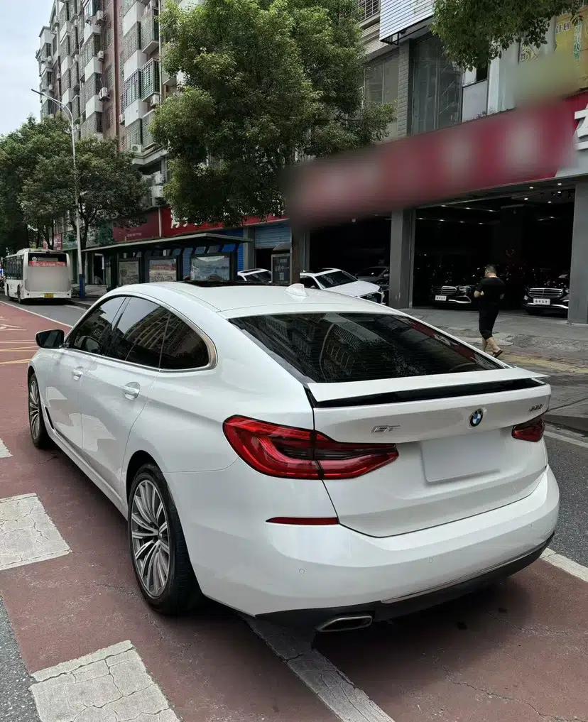 BMW 6 Series GT 2019 630i Luxury Design Package — миниатюра 4