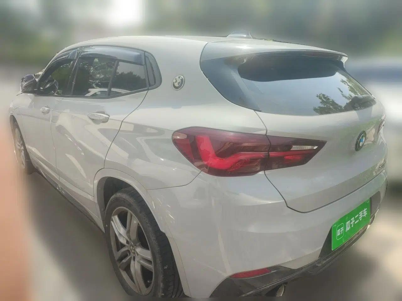 BMW X2 2023 sDrive25i M Sport Night Edition — миниатюра 4