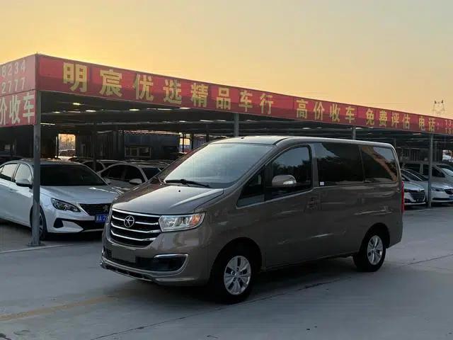 Refine M3 2015 2.0L Luxury Smart Edition