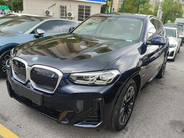 BMW iX3 2023 Leading Model