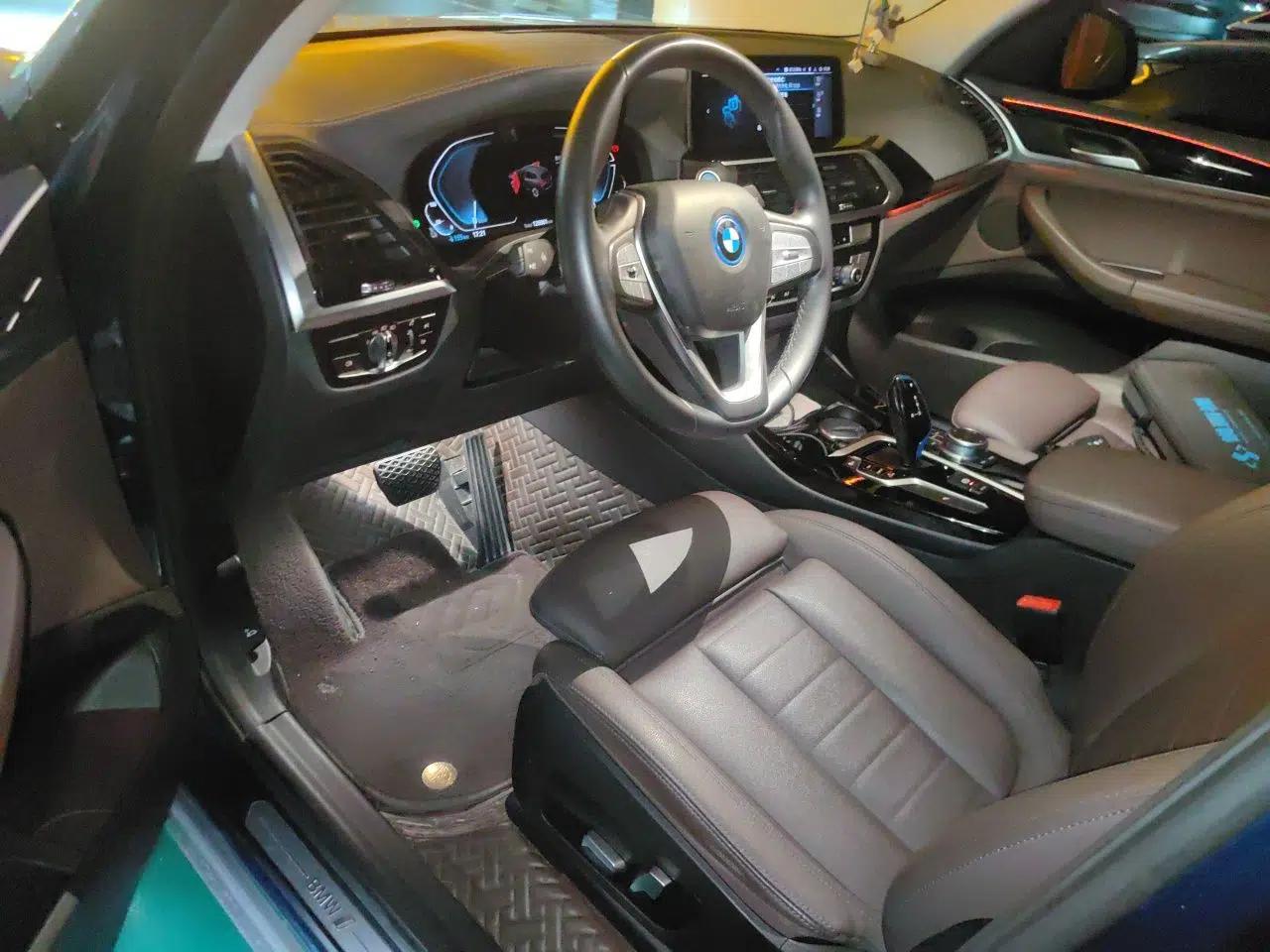 BMW iX3 2021 Updated Leading Edition — миниатюра 16