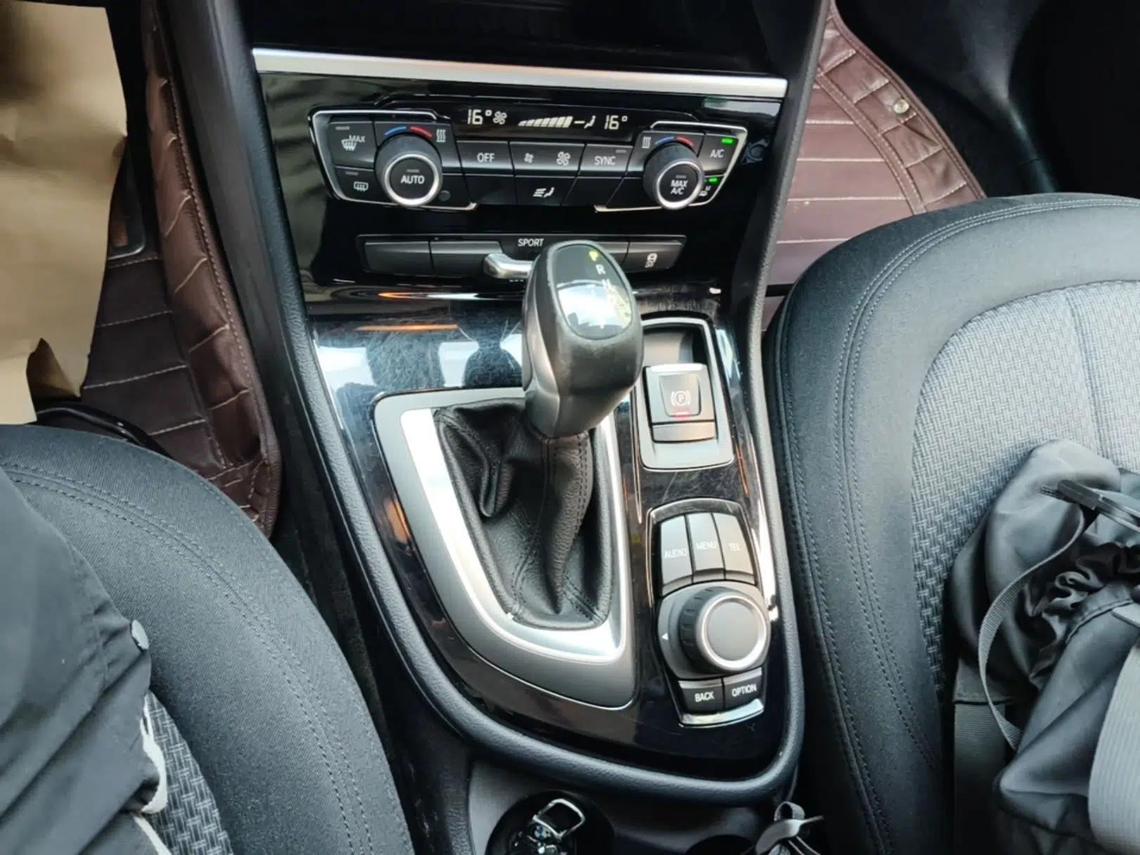 BMW 2 Series Gran Tourer 2015 218i Leading Model — миниатюра 16