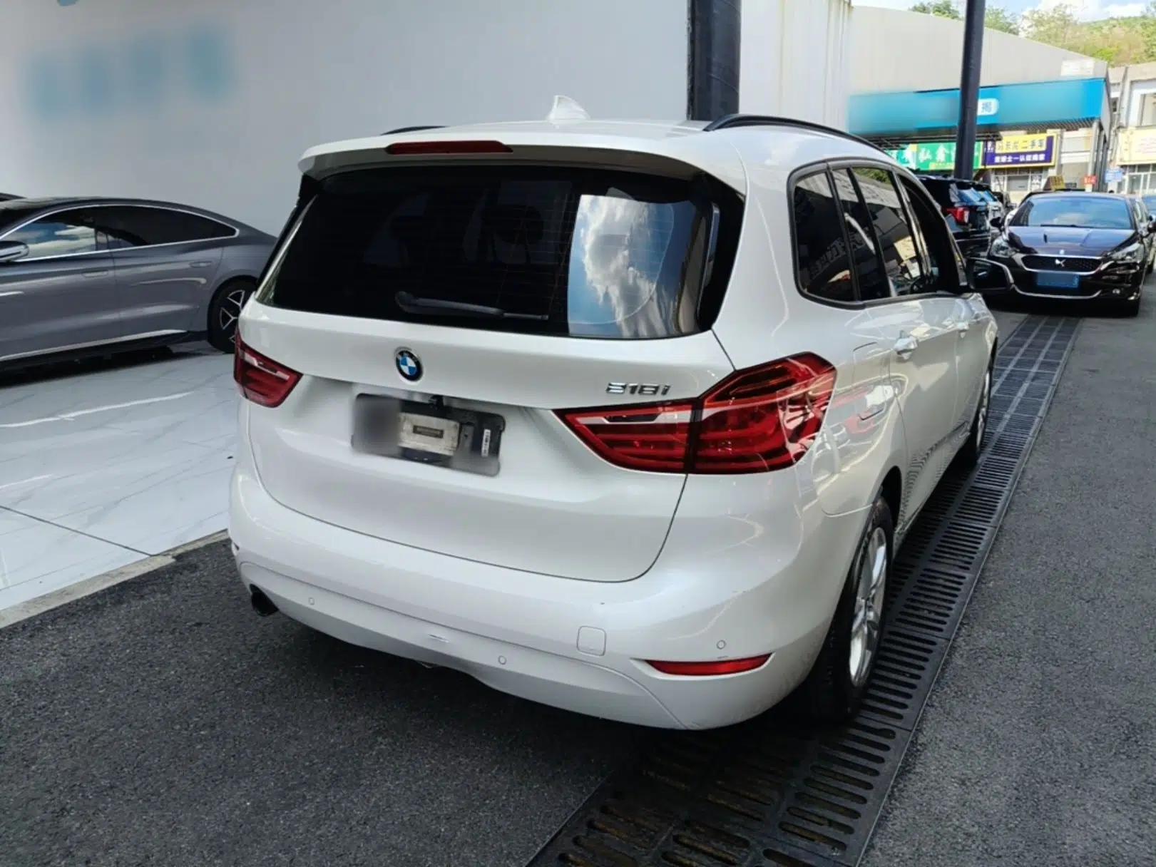 BMW 2 Series Gran Tourer 2015 218i Leading Model — миниатюра 6