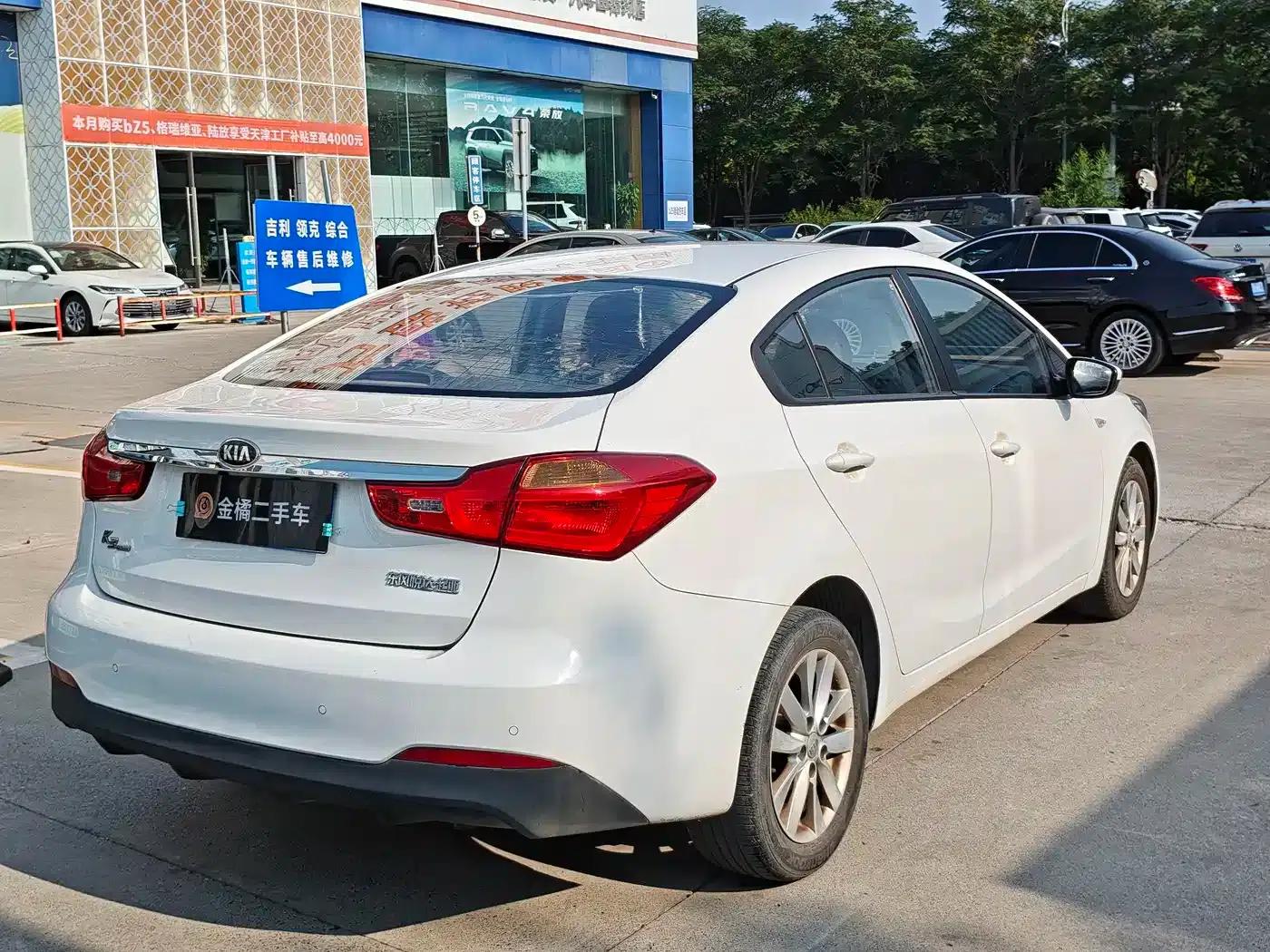 Kia K3 2015 1.6L Automatic GL — миниатюра 3