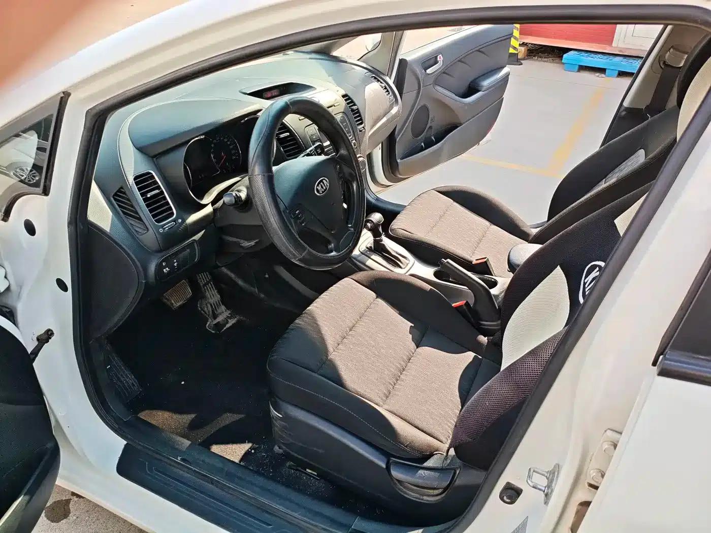 Kia K3 2015 1.6L Automatic GL — миниатюра 8