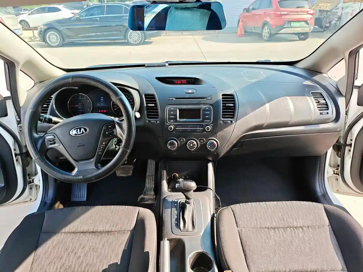 Kia K3 2015 1.6L Automatic GL — миниатюра 9