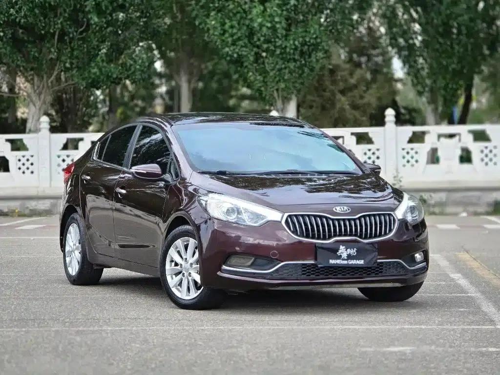 Kia K3 2013 1.6L Manual GLS — миниатюра 3