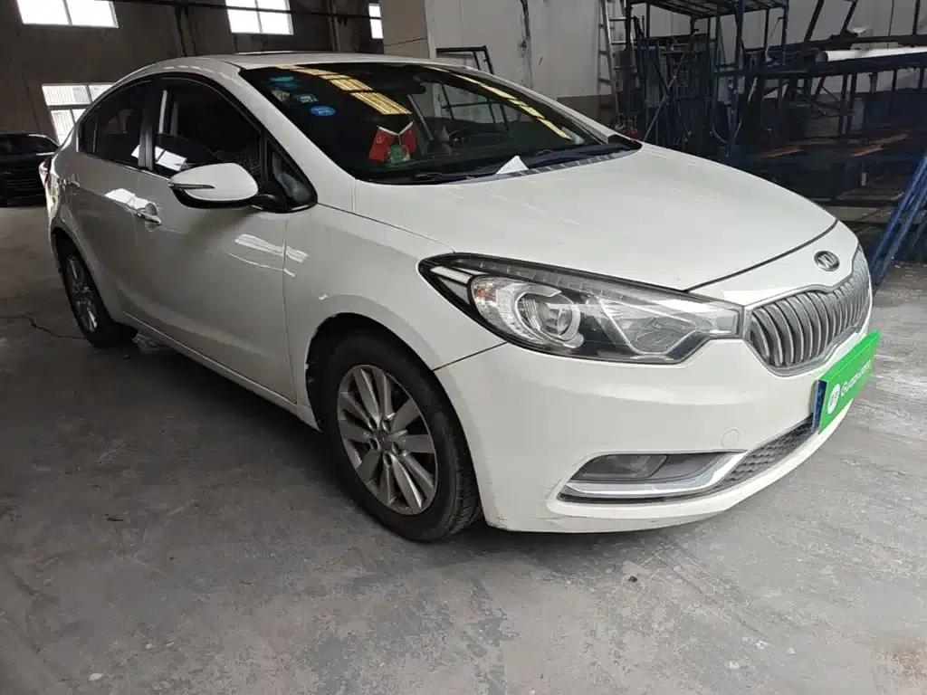 Kia K3 2015 1.6L Automatic GLS — миниатюра 4