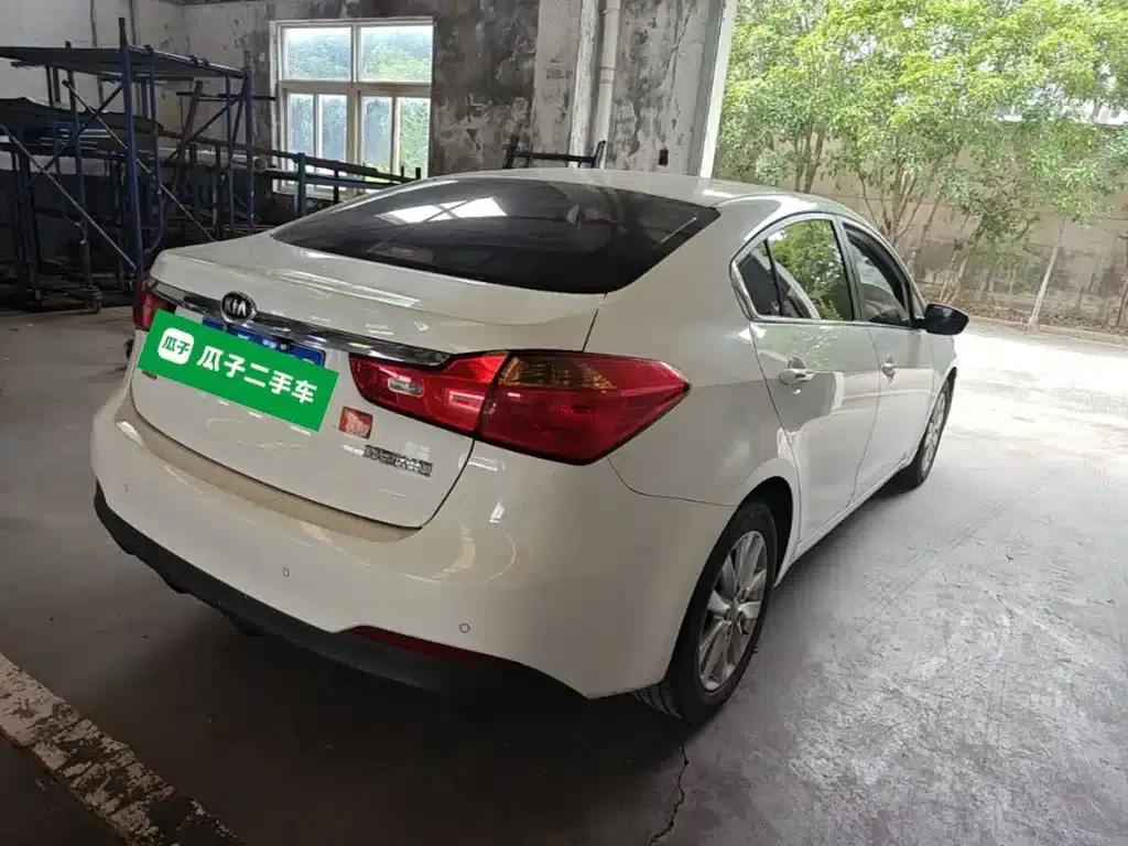 Kia K3 2015 1.6L Automatic GLS — миниатюра 7