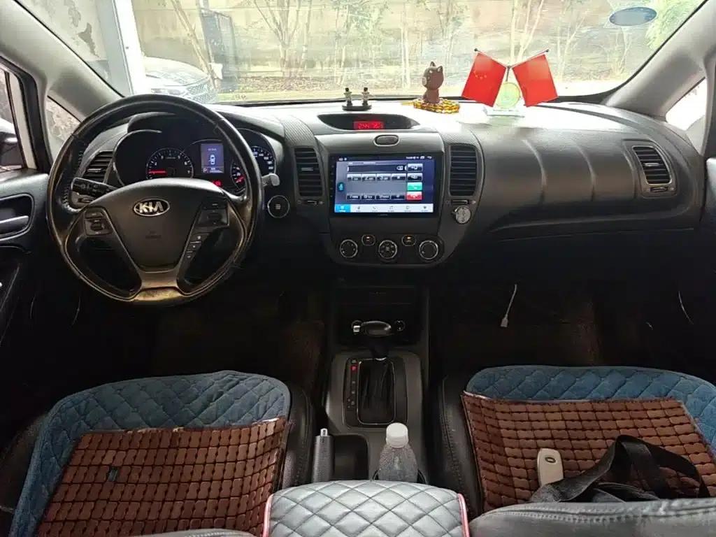 Kia K3 2015 1.6L Automatic GLS — миниатюра 10