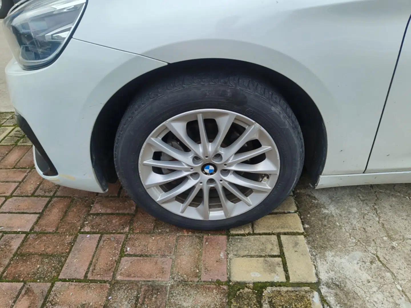 BMW 2 Series Active Tourer 2019 218i Leading Model — миниатюра 10