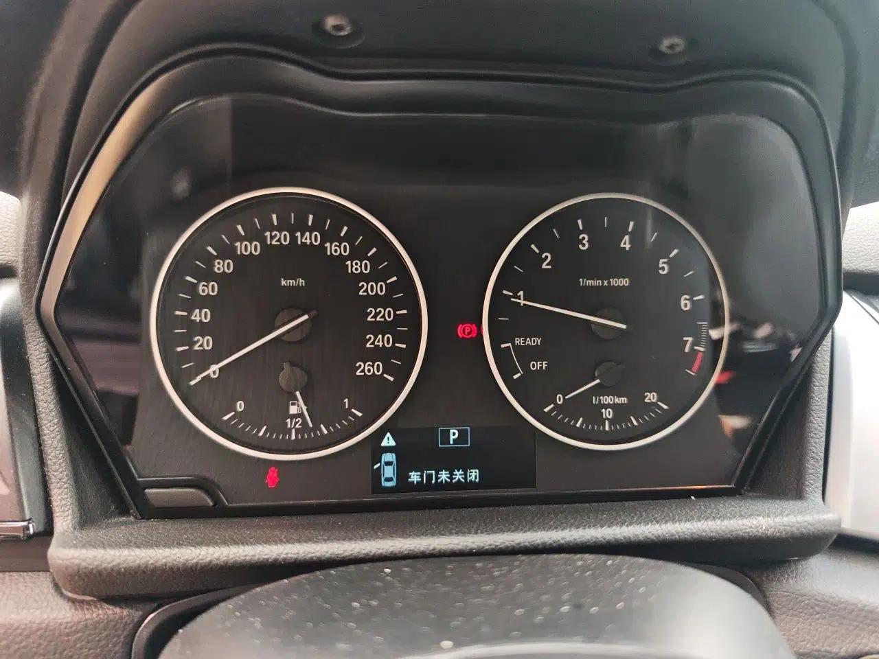 BMW 2 Series Active Tourer 2016 218i Leading Model — миниатюра 11