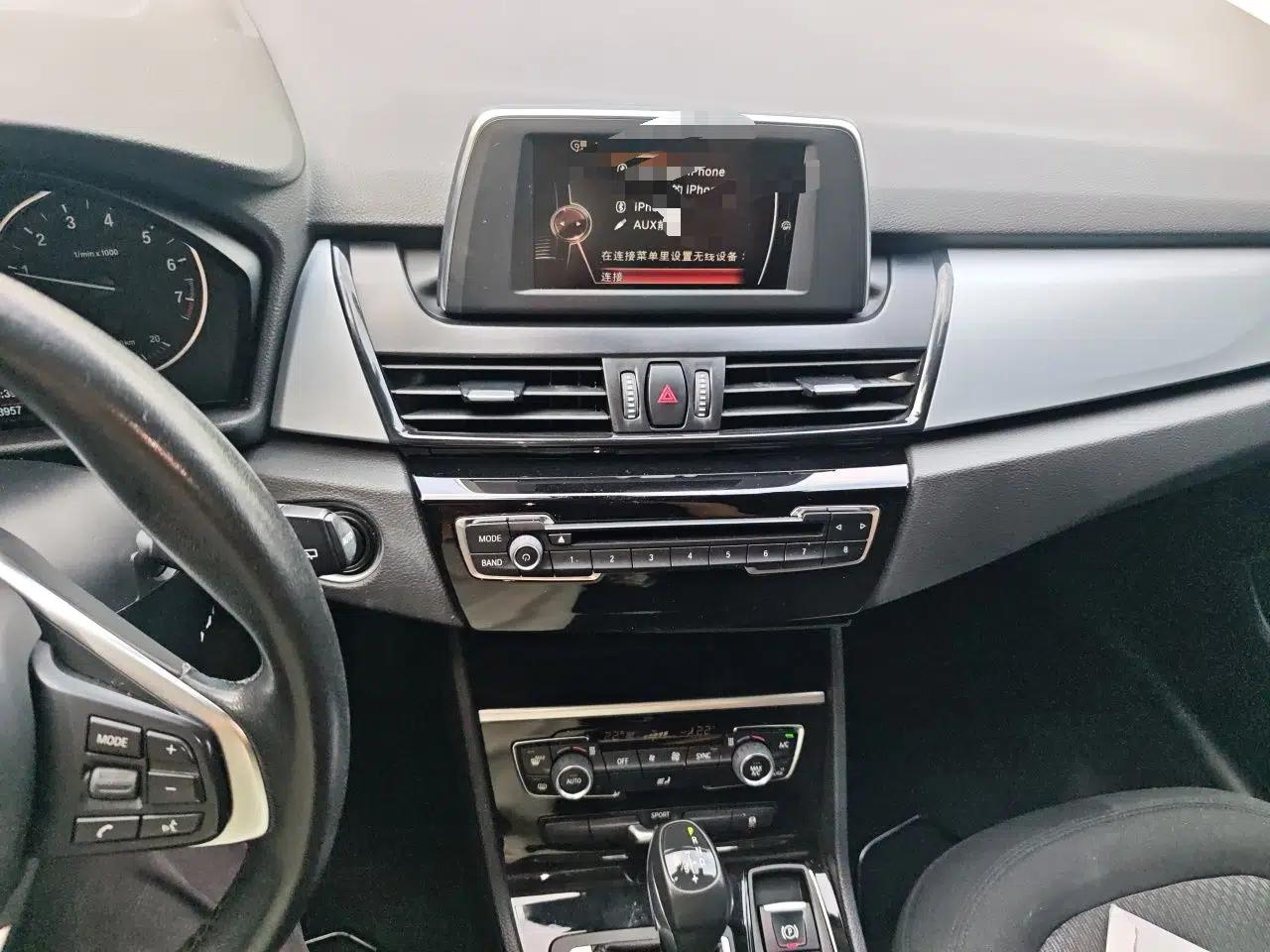 BMW 2 Series Active Tourer 2016 218i Leading Model — миниатюра 13