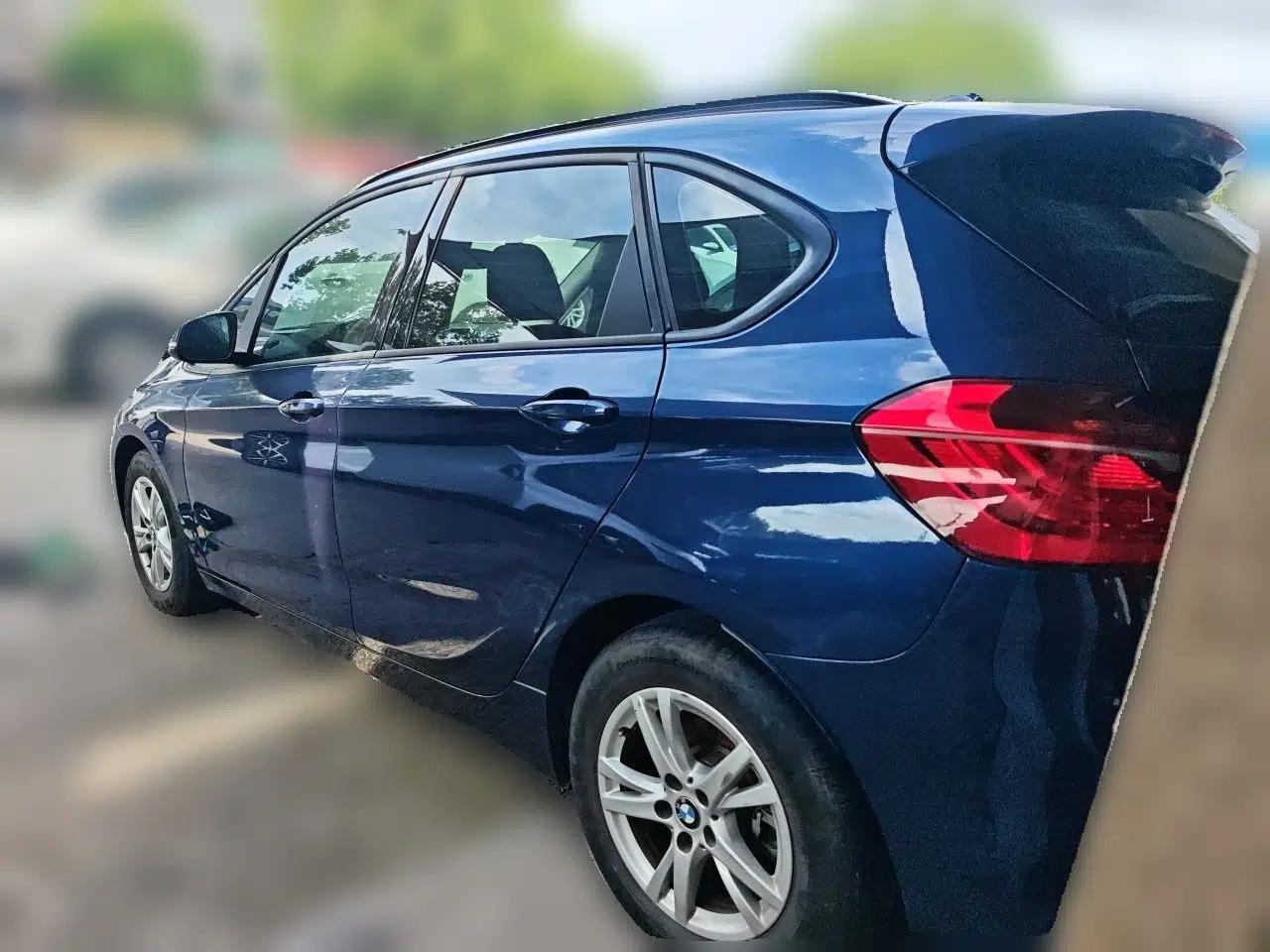 BMW 2 Series Active Tourer 2016 218i Leading Model — миниатюра 4