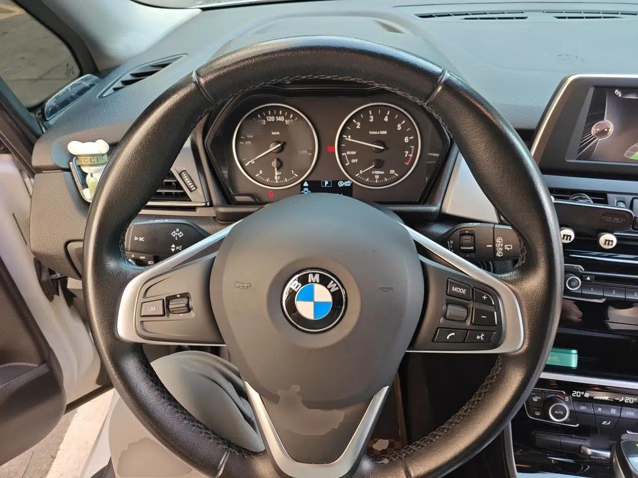 BMW 2 Series Active Tourer 2016 218i Leading Model — миниатюра 10