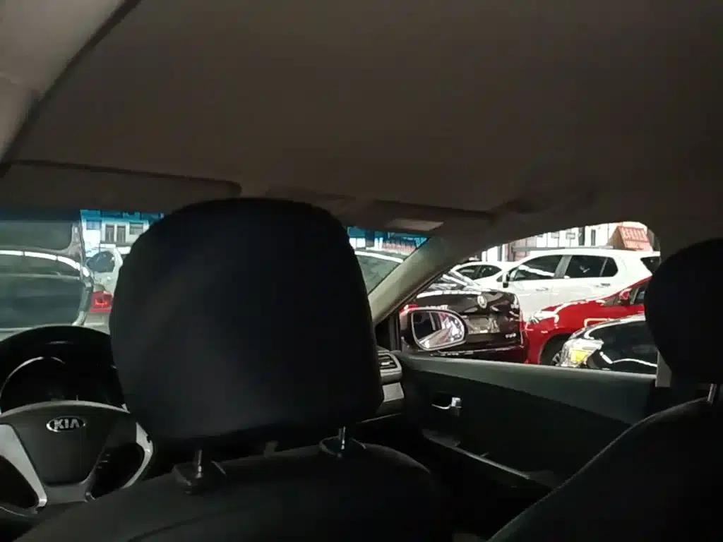 Kia K2 2015 Sedan 1.4L AT GLS — миниатюра 18