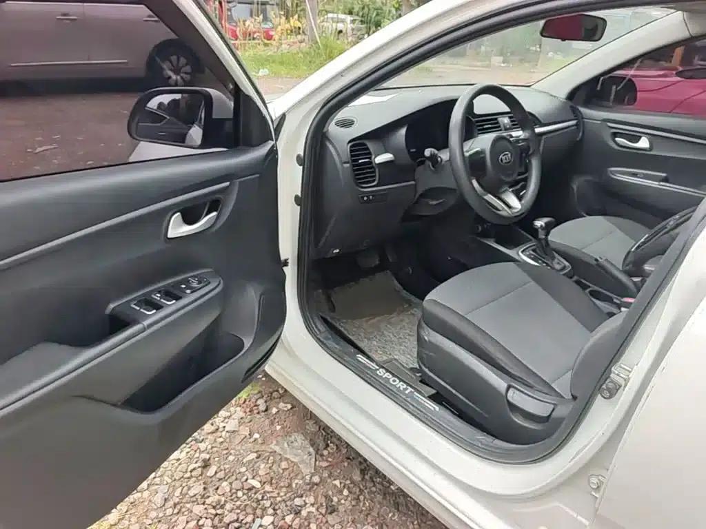 Kia K2 2017 Sedan 1.4L AT GLS — миниатюра 16