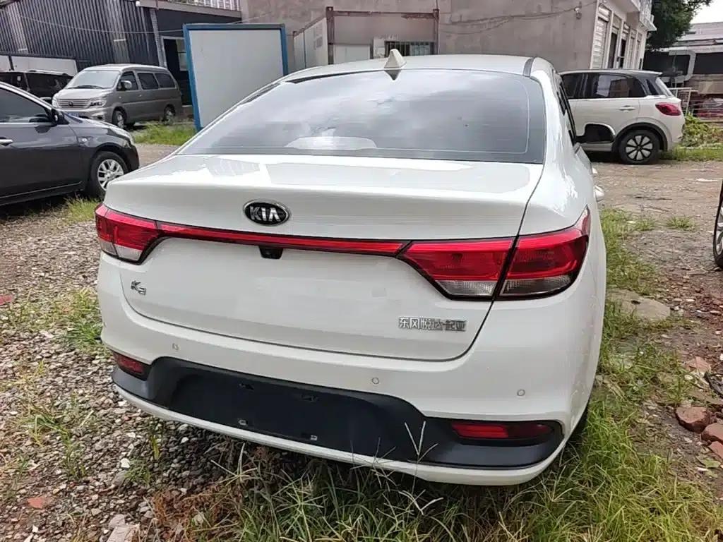 Kia K2 2017 Sedan 1.4L AT GLS — миниатюра 6