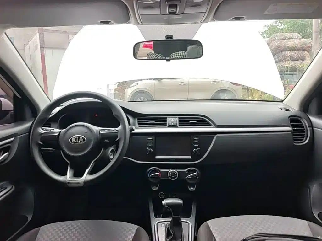 Kia K2 2017 Sedan 1.4L AT GLS — миниатюра 10