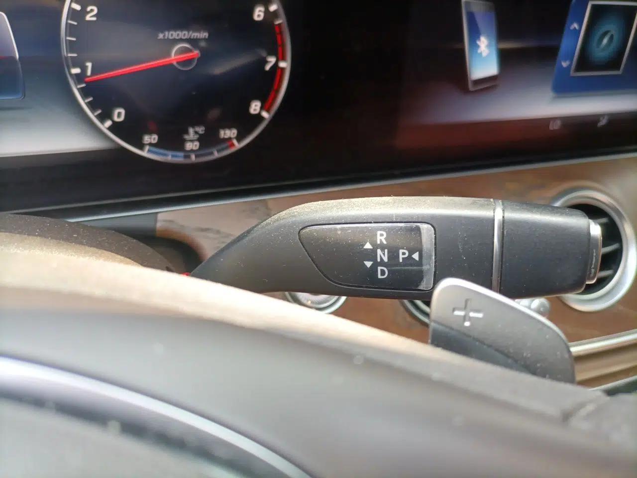 Mercedes-Benz E-Class 2019 E 300 L Stylish Model — миниатюра 14