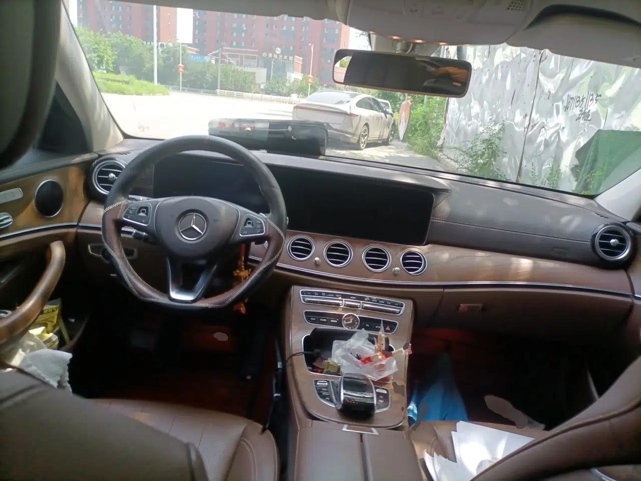 Mercedes-Benz E-Class 2019 E 300 L Stylish Model — миниатюра 9