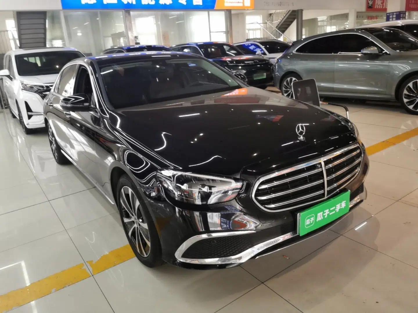 Mercedes-Benz E-Class New Energy 2023 E 350 e L Plug-in Hybrid Sedan — миниатюра 3