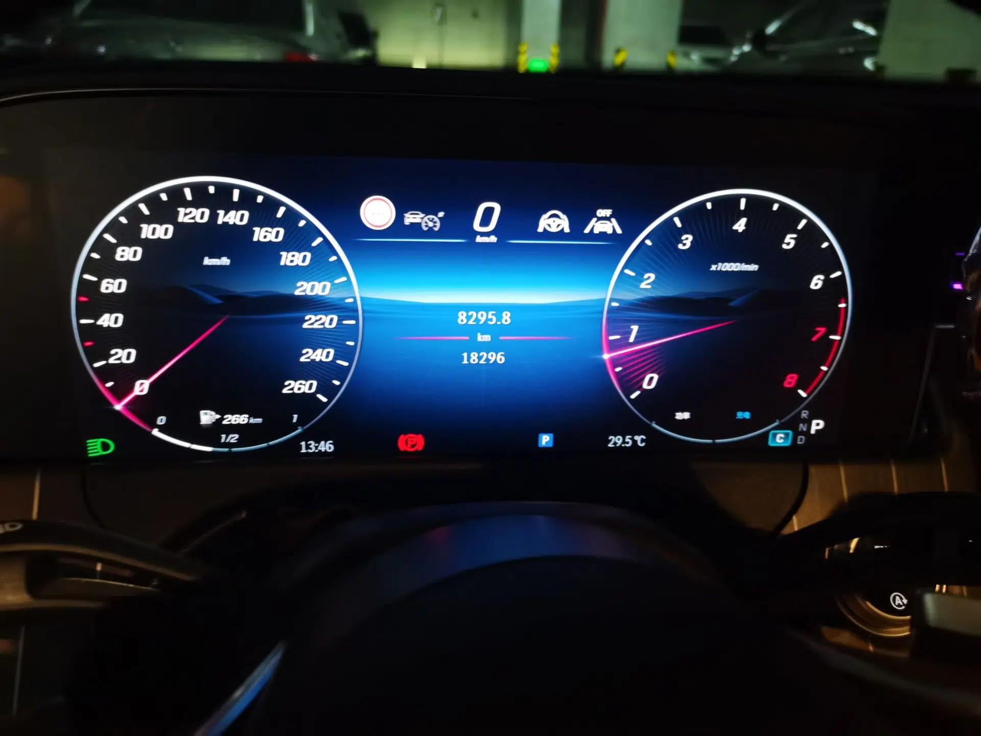 Mercedes-Benz E-Class 2024 E 300 L Stylish Model — миниатюра 11