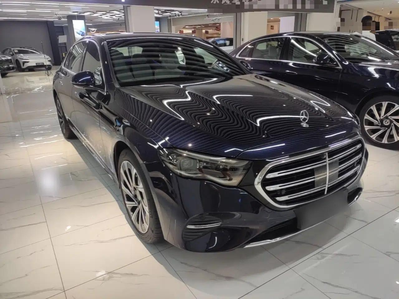 Mercedes-Benz E-Class 2024 E 300 L Luxury Model — миниатюра 3