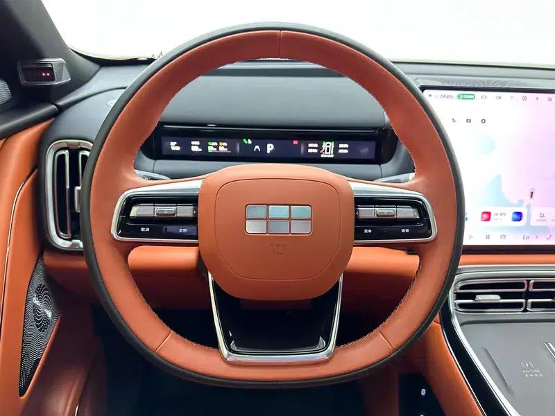 Galaxy M9 2025 210km/h AWD Navigator Edition — миниатюра 16