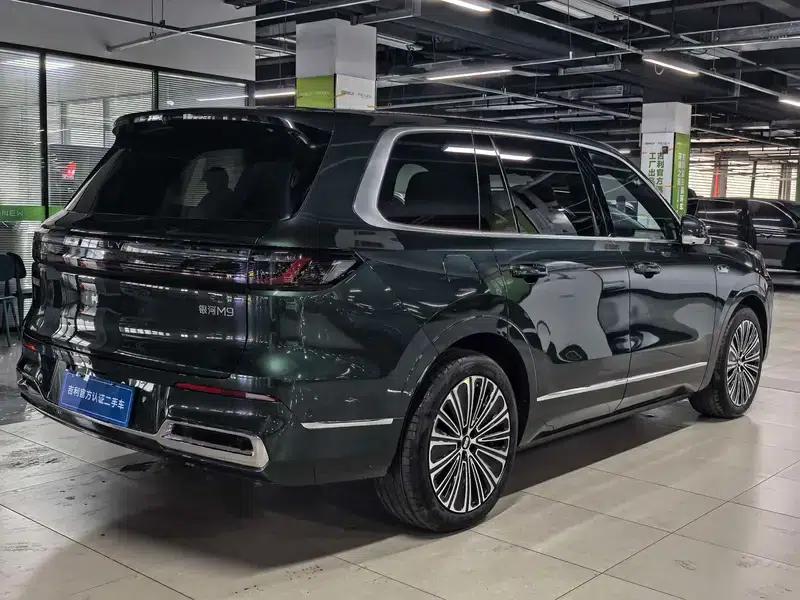 Galaxy M9 2025 210km/h AWD Navigator Edition — миниатюра 6