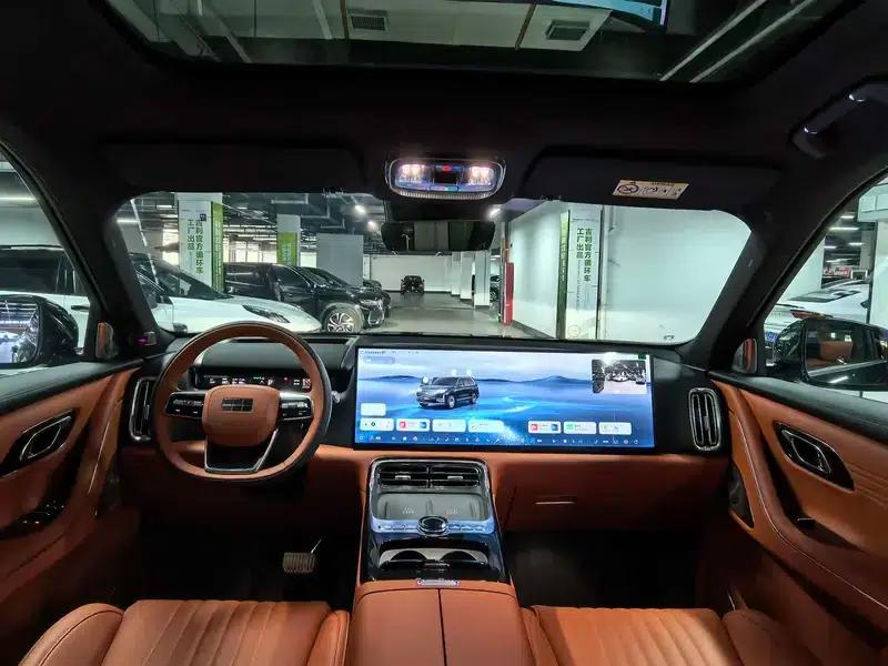 Galaxy M9 2025 210km/h AWD Navigator Edition — миниатюра 10