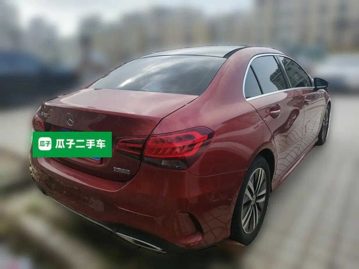 Mercedes-Benz A-Class 2019 A 180 L Sport Sedan — миниатюра 6