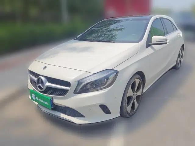 Mercedes-Benz A-Class 2017 Revised Version A 200 Fashion Edition