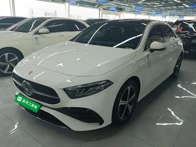 Mercedes-Benz A-Class 2024 Updated A 200 L Fashion Version