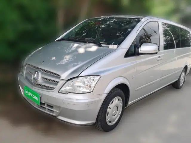 Mercedes-Benz Vito 2011 2.5L 7-seater executive version