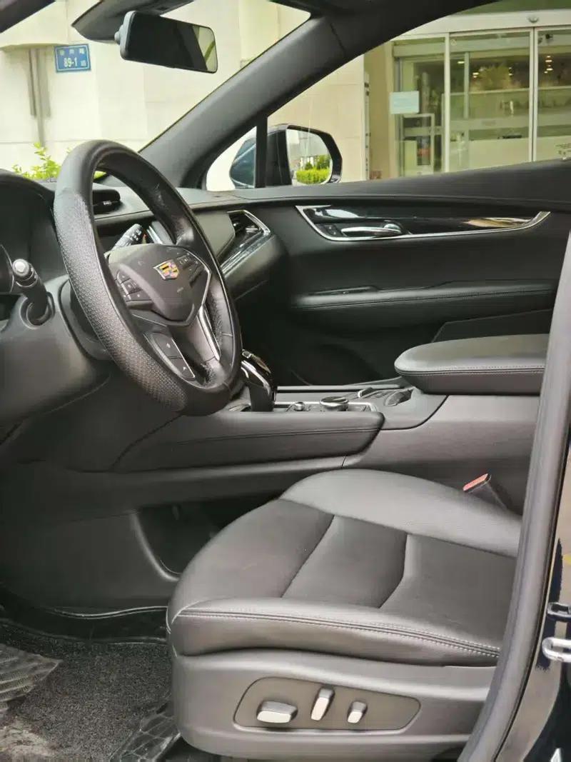 Cadillac XT5 2022 2.0T 2WD Luxury — миниатюра 7