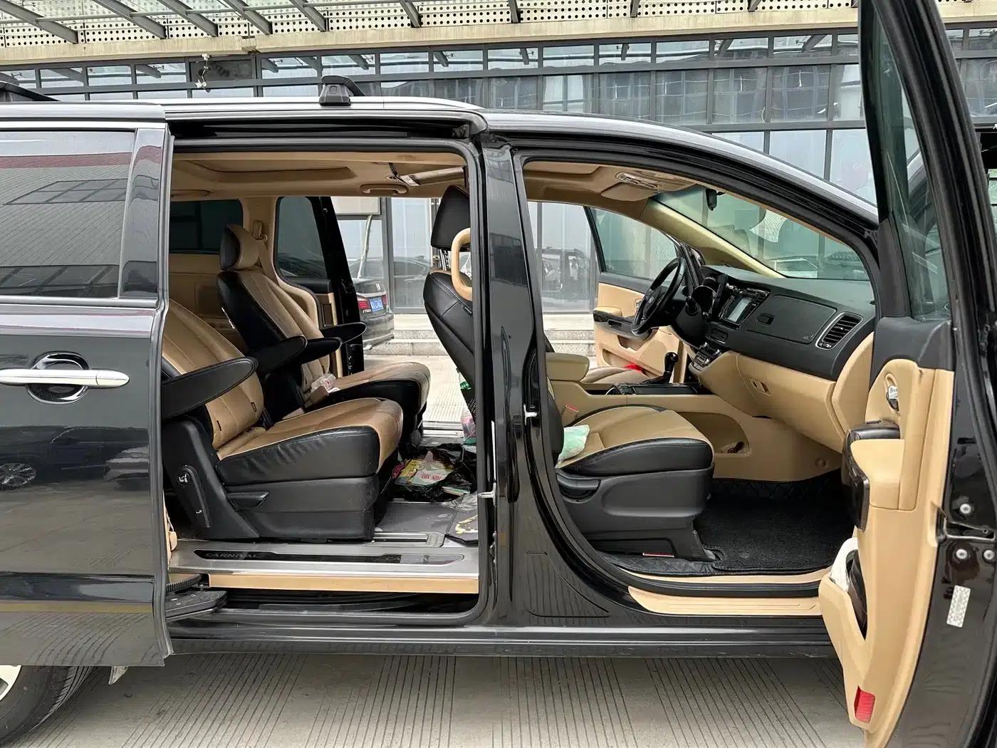 Carnival Imported 2015 2.2T Luxury Edition (National IV Emission Standard) — миниатюра 13