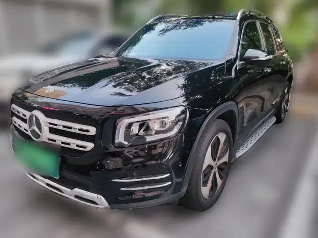 Mercedes-Benz GLB 2021 GLB 200 Fashion Model