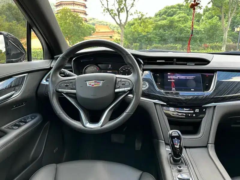 Cadillac XT6 2022 2.0T 7-seater AWD Luxury — миниатюра 19