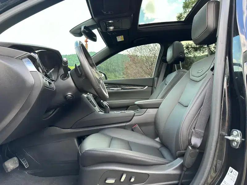 Cadillac XT6 2022 2.0T 7-seater AWD Luxury — миниатюра 20