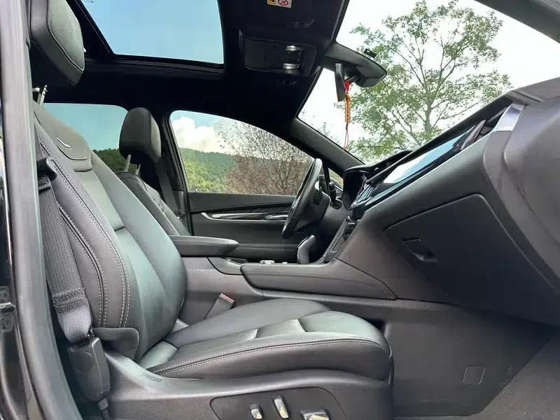 Cadillac XT6 2022 2.0T 7-seater AWD Luxury — миниатюра 25