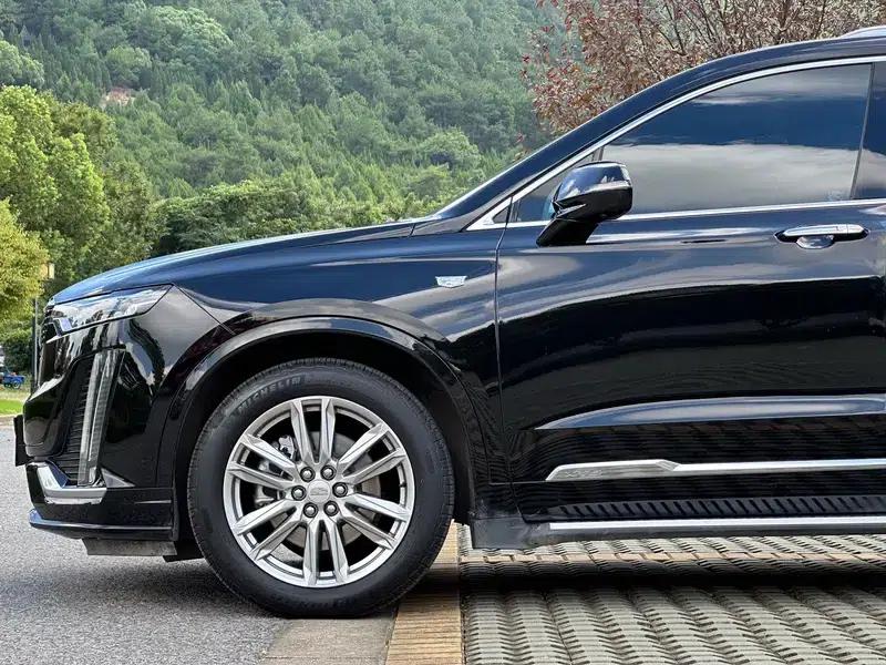 Cadillac XT6 2022 2.0T 7-seater AWD Luxury — миниатюра 9