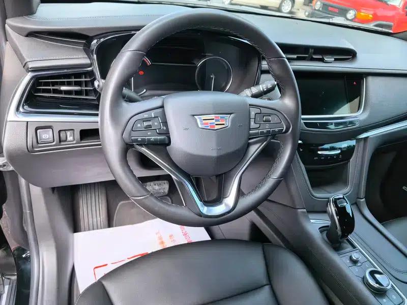 Cadillac XT6 2021 2.0T Mild Hybrid Six-Seat AWD Fashion Model — миниатюра 18