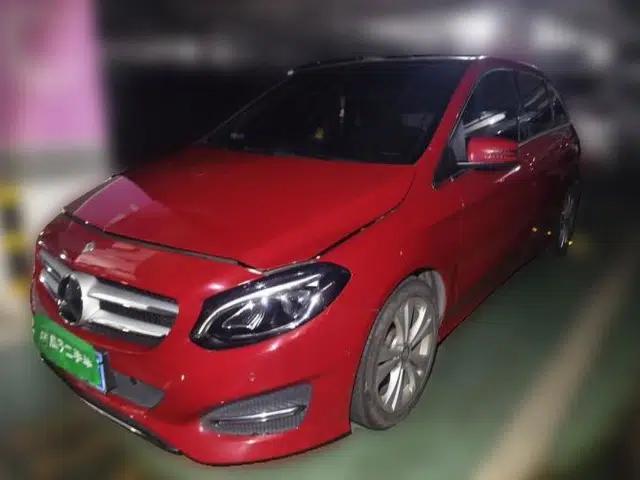 Mercedes-Benz B-Class 2015 B 200 Fashion Model