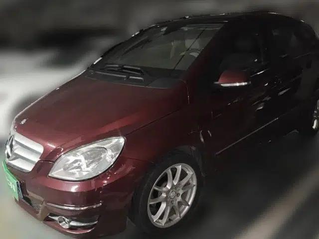 Mercedes-Benz B-Class 2009 B 200 Luxury Model
