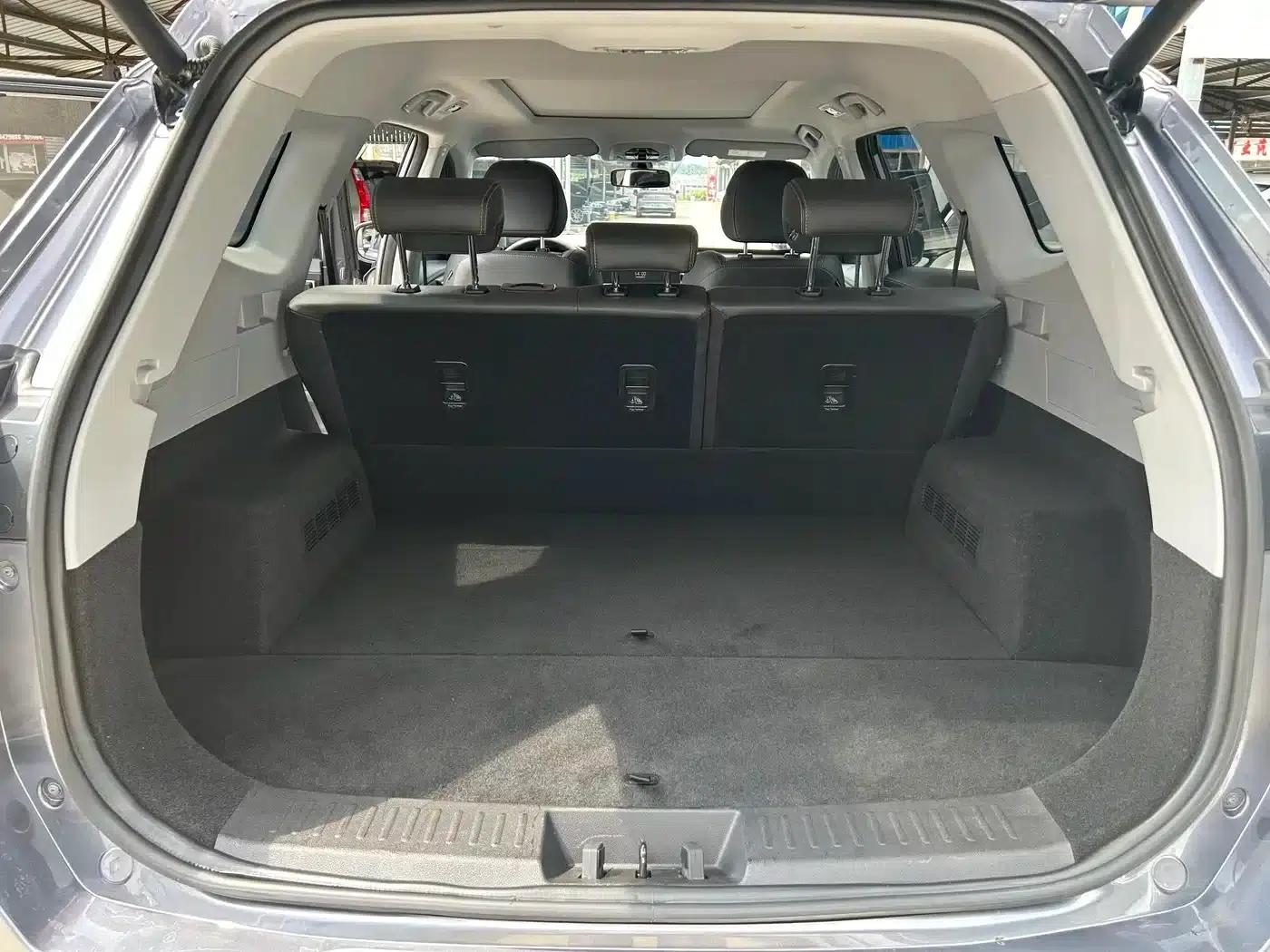 Chery Tiggo 8 2023 230TCI Automatic Advanced Edition — миниатюра 6